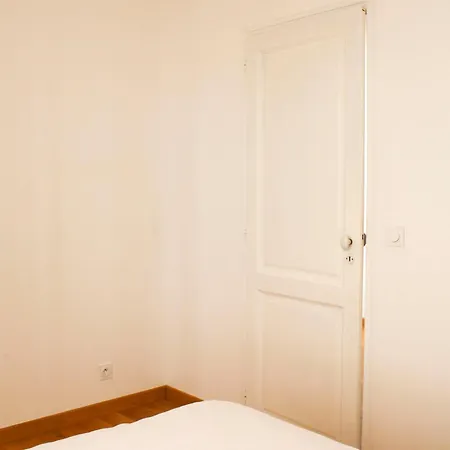 Spacious Loft - Close To Paris Apartament